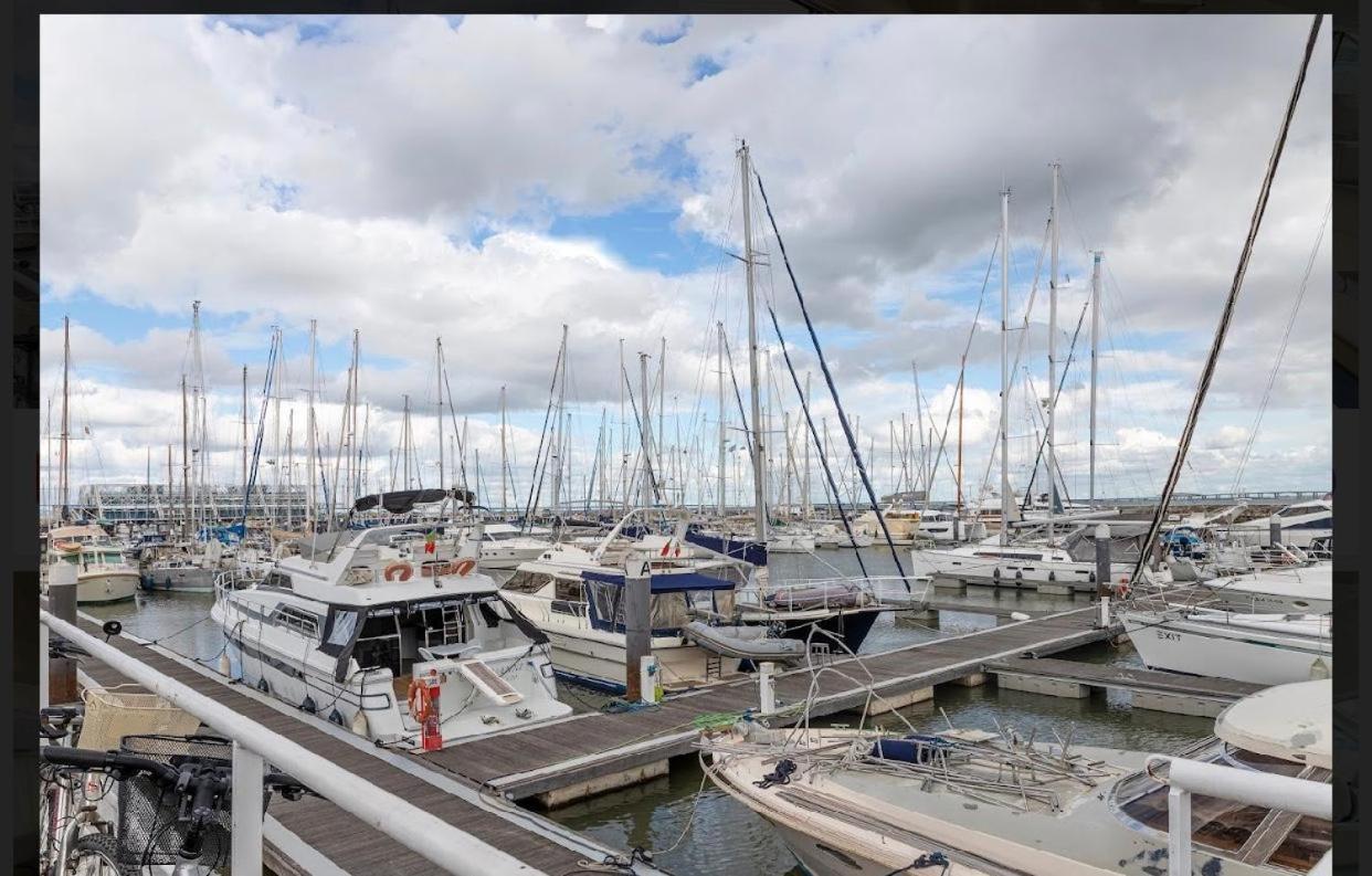 فندق Beautiful And Magnific Yacht Lisboa المظهر الخارجي الصورة