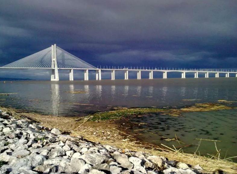 فندق Beautiful And Magnific Yacht Lisboa المظهر الخارجي الصورة
